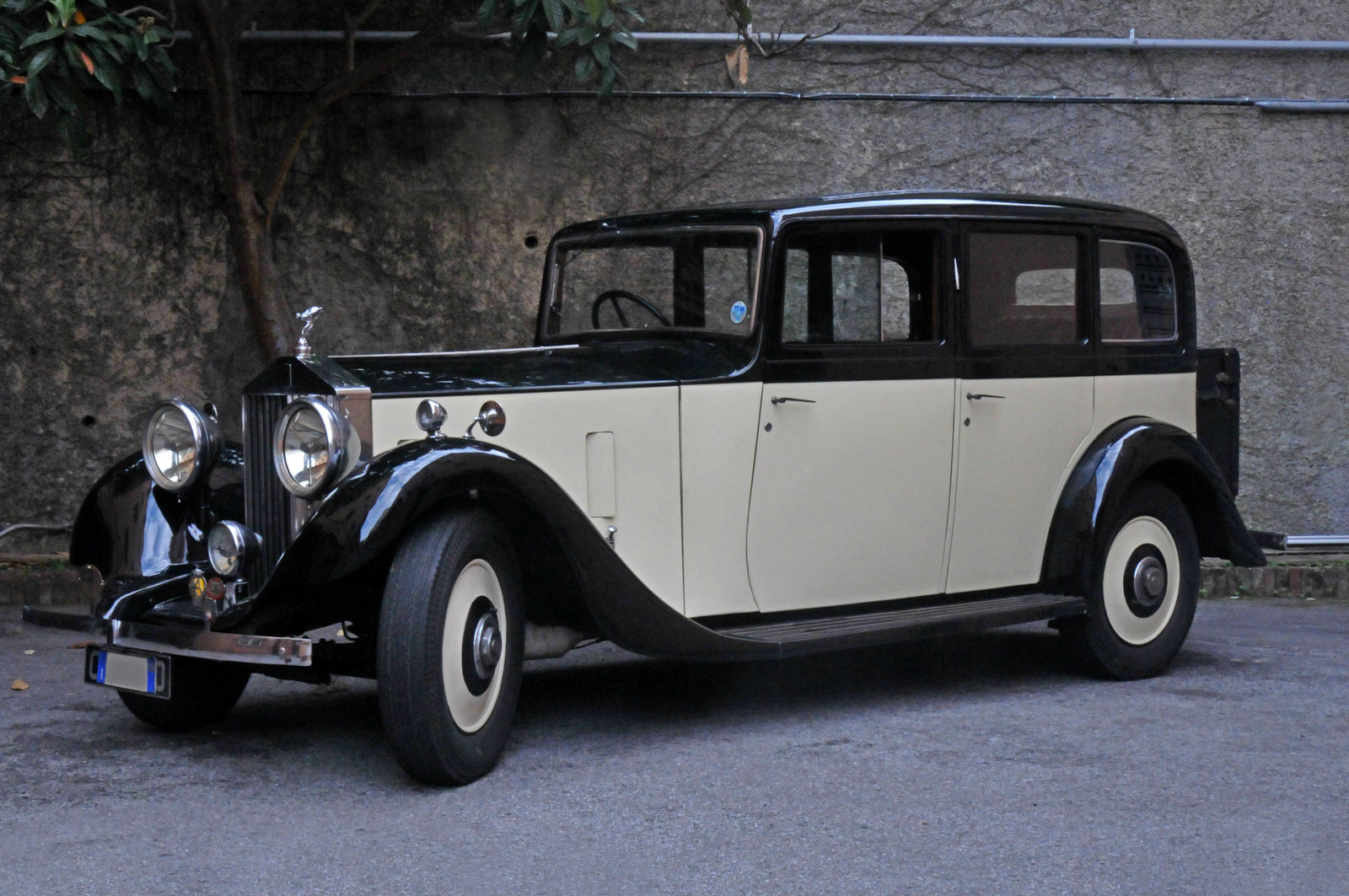  RollsRoyce 20/25 Limousine Six Light by Thrupp&Maberly 1935
